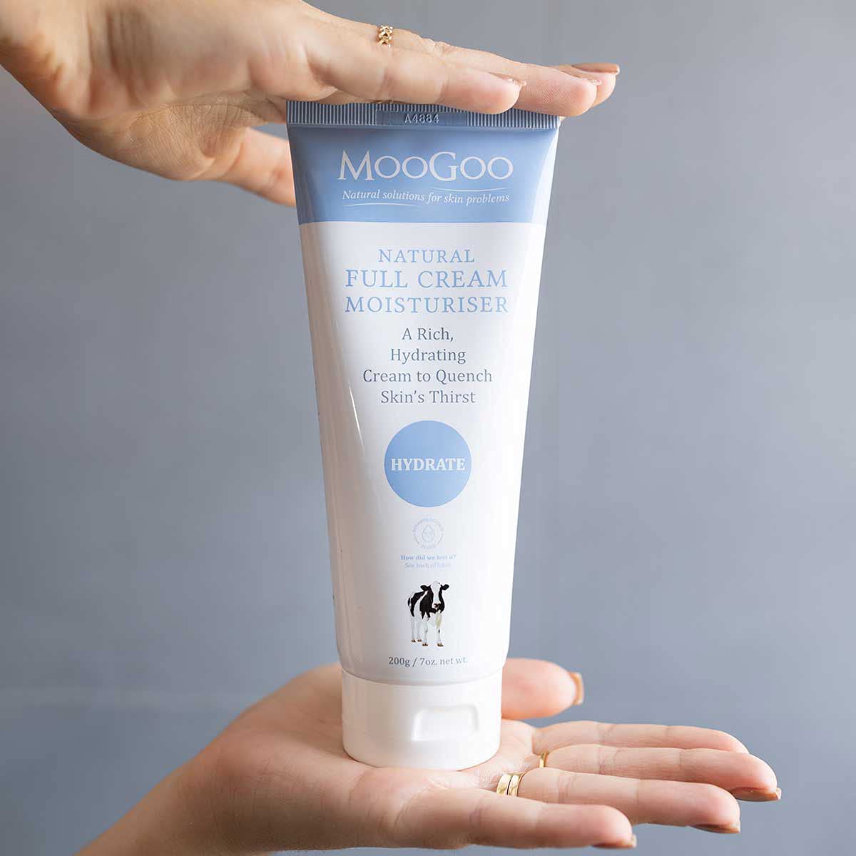 MooGoo Natural Full Cream Moisturiser - Ultra-Hydrating Repair for Dry, Itchy, Sensitive Skin - Suitable for Face, Body & All Ages, 200g / 7oz.