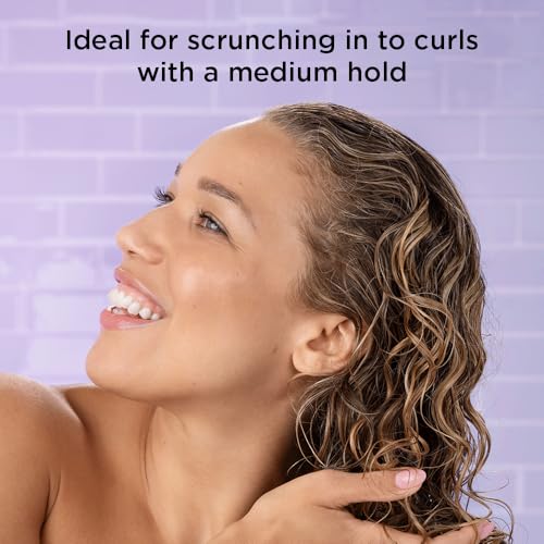 Noughty 97% Natural Hey Curl Scrunching Jelly, Hydrating Frizz Control Formula for Curly and Wavy Hair with Sea Kelp and Irish Moss, Sulphate Free Vegan Haircare 200ml