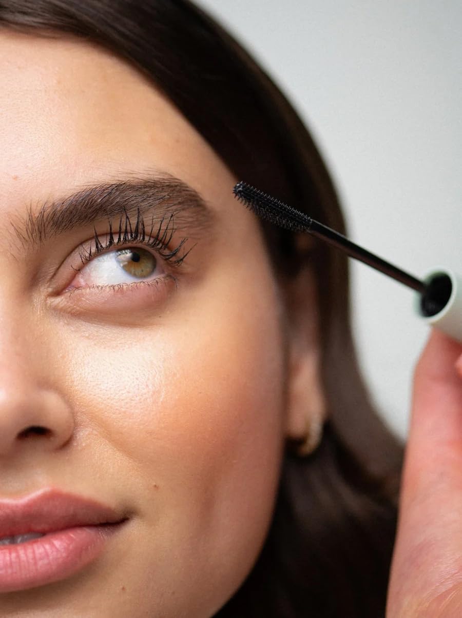 UKLASH Lengthening Mascara (Mascara) - Black, Extra-Black Pigmented, Water-Resistant, Vegan-Friendly, Paraben-Free, Cruelty-Free, Lengthening Formula with Double-Sided Silicone Wand