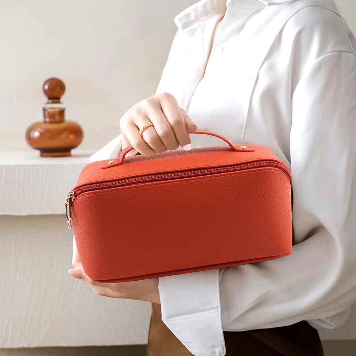 MAMUNU Large Capacity Cosmetic Bag Travel Cosmetic Storage Bag with Handle Portable Zipper Cosmetic Bag Toiletry Bag Makeup Bag Large with Compartments for Women Girls (Orange)