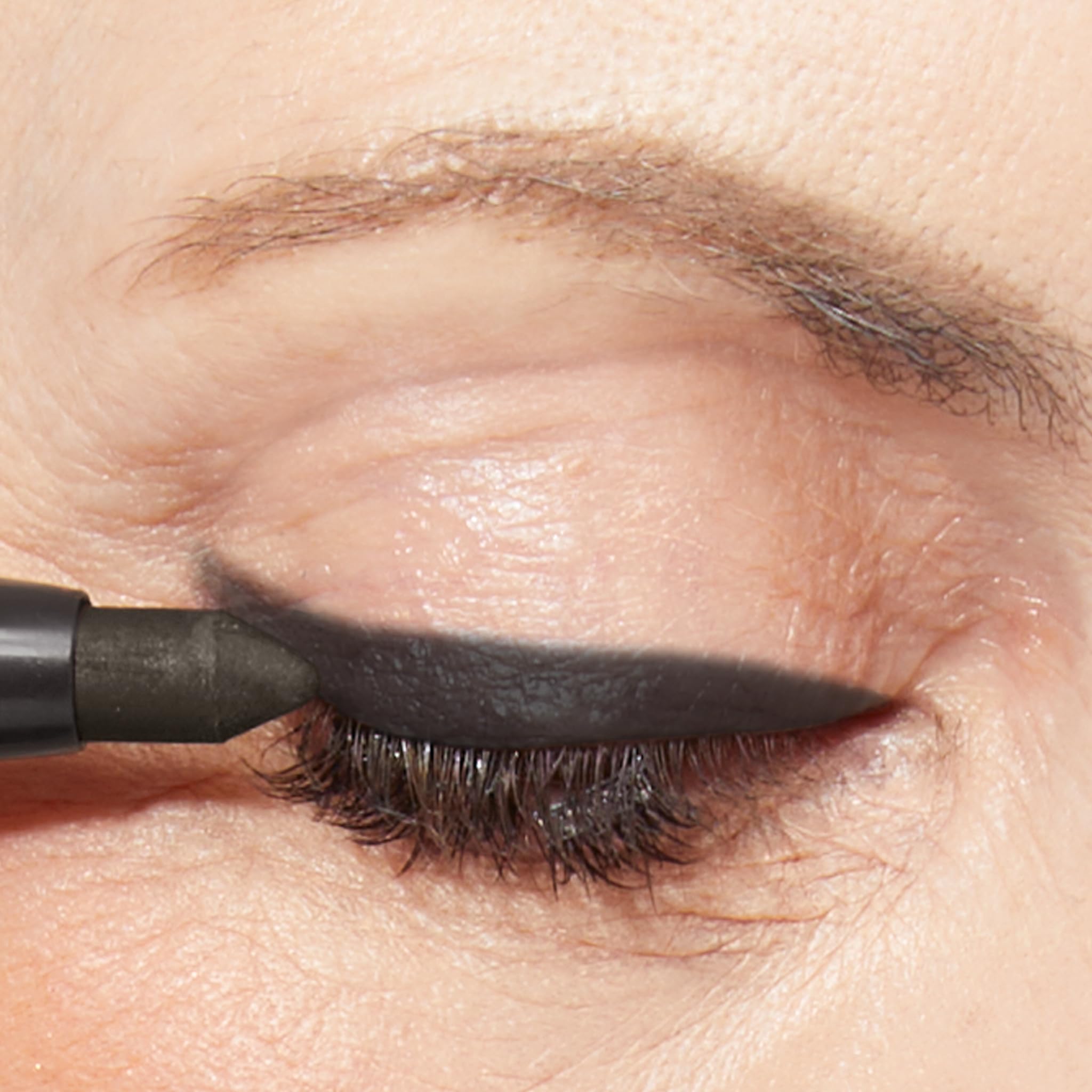 LAURA GELLER NEW YORK Longwear Kohl Kajal Eyeliner Pencil (Soft Black) Hydrating & Vibrant Eyeliner Pencil With Built in Sharpener For Expert Precision, Glides On Effortlessly