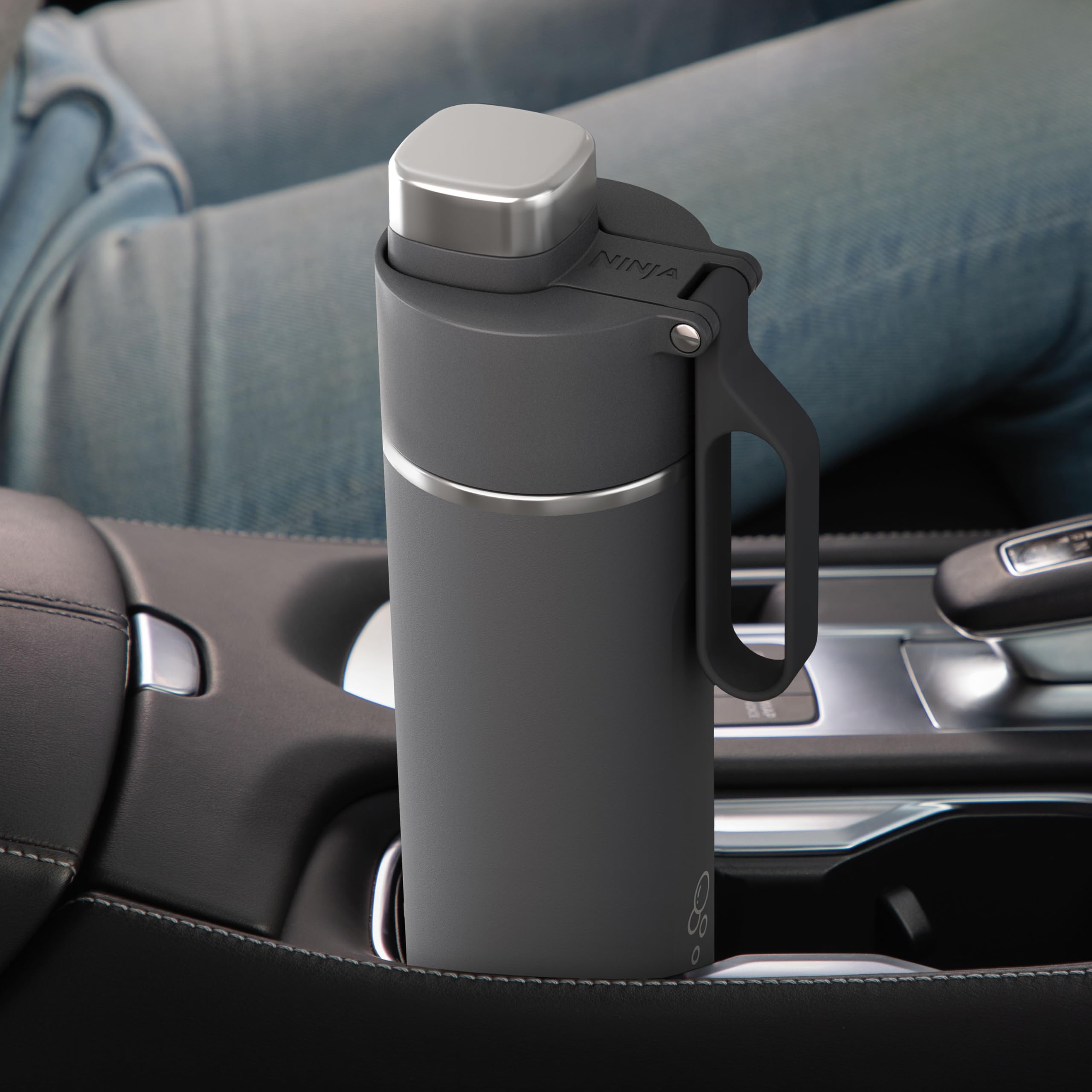 Ninja Thirsti Water Bottle and Flask 530 ML With Leak-Proof Lid, Designed For Carbonated, Hot & Cold Drinks. Ideal For Travel & Sports, Triple Insulated, Stainless Steel Bottle, Grey, DW1801EUUKGY