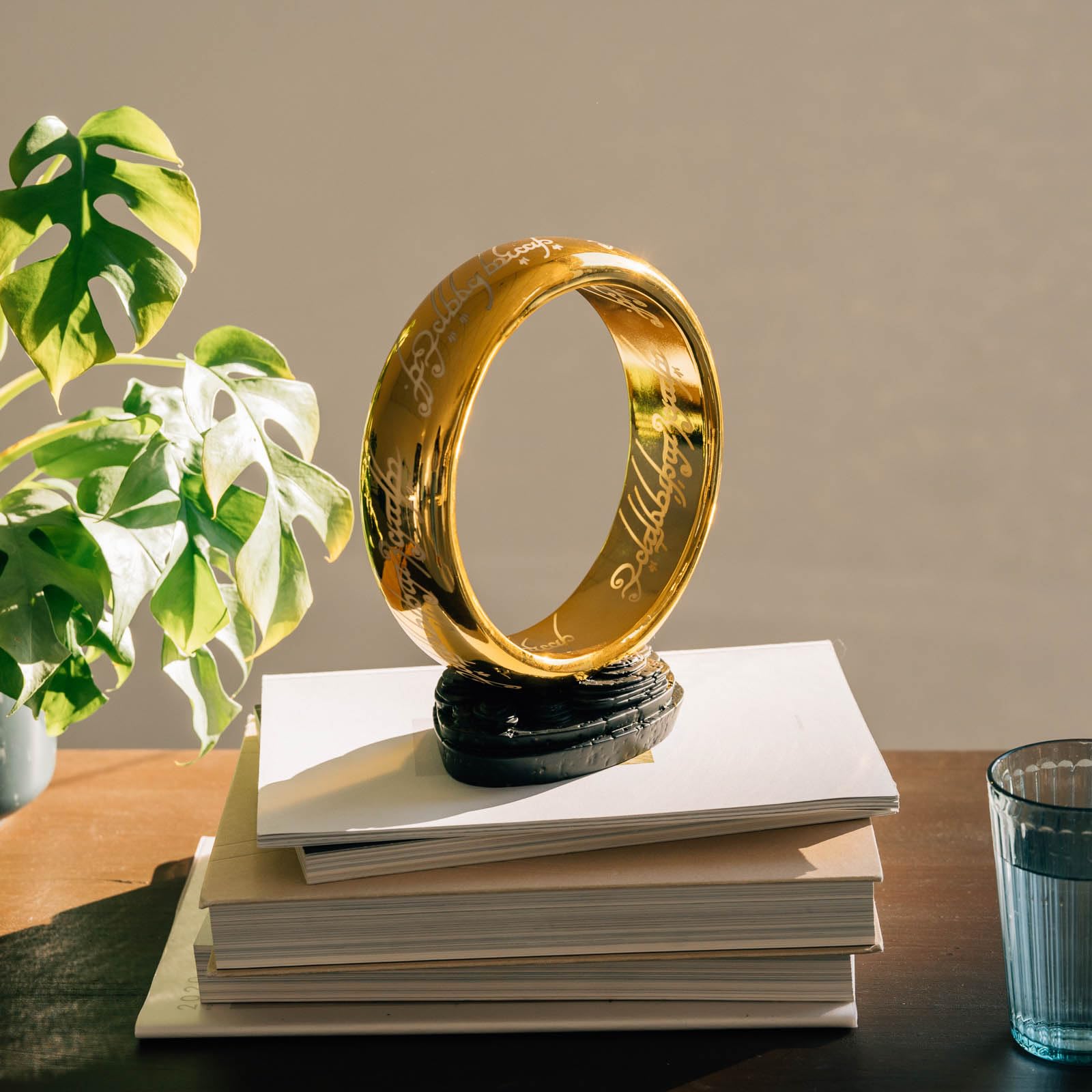 The Lord of the Rings: The Rings of Power Desk Lamp - USB and Battery Powered - Gaming Room Decor With Figures - Official Licensed
