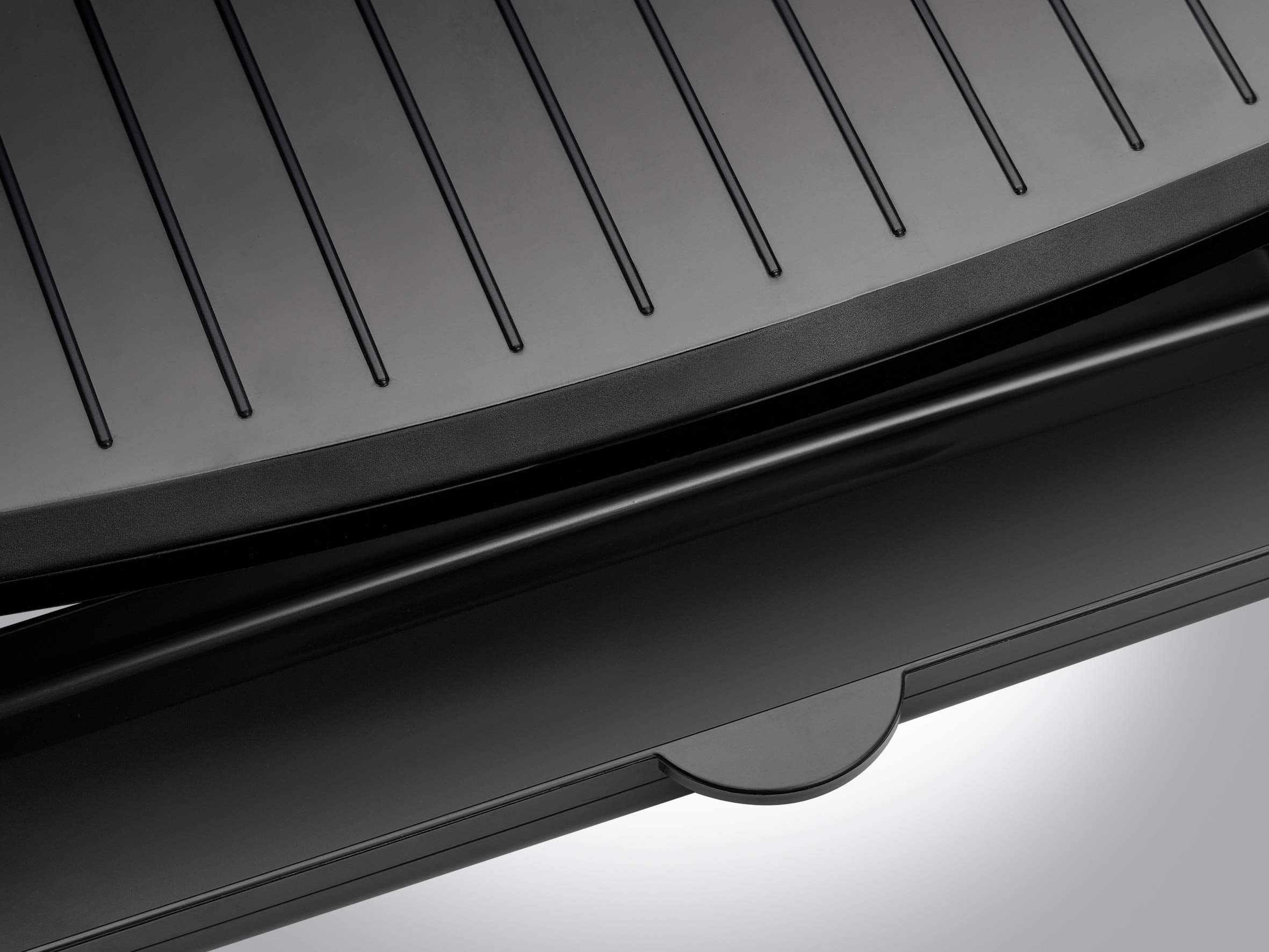 George Foreman 25800 Small Fit Grill - Versatile Griddle, Hot Plate and Toastie Machine with Speedy Heat Up and Easy Cleaning, Black