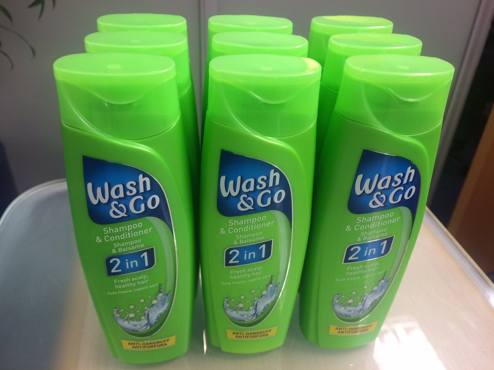 Wash & Go 2 in 1 Anti-Dandruff Shampoo and Conditioner X 9 bottles