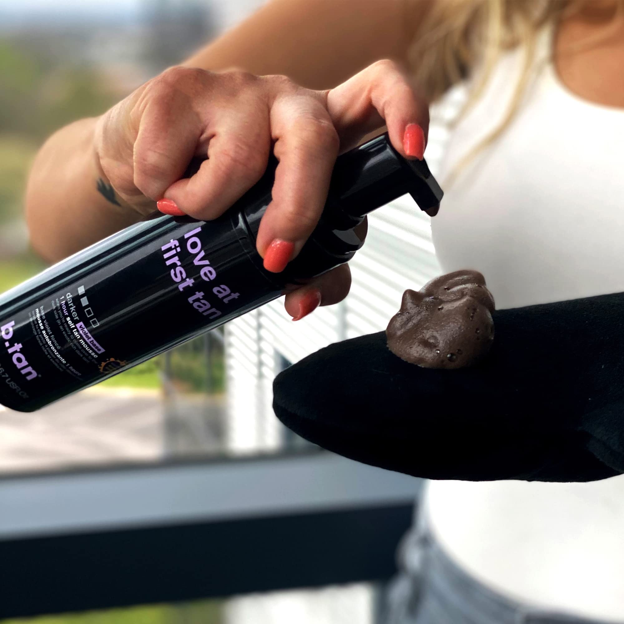 b.tan Self Tanning Mitt | I Don't Want Tan On My Hands - Sunless Tanner Applicator Glove w/Thumb, Streak-Free, Velvety Soft, Reusable, Face & Body, Great for Foam, Mousse, Gradual Lotion, & Drops