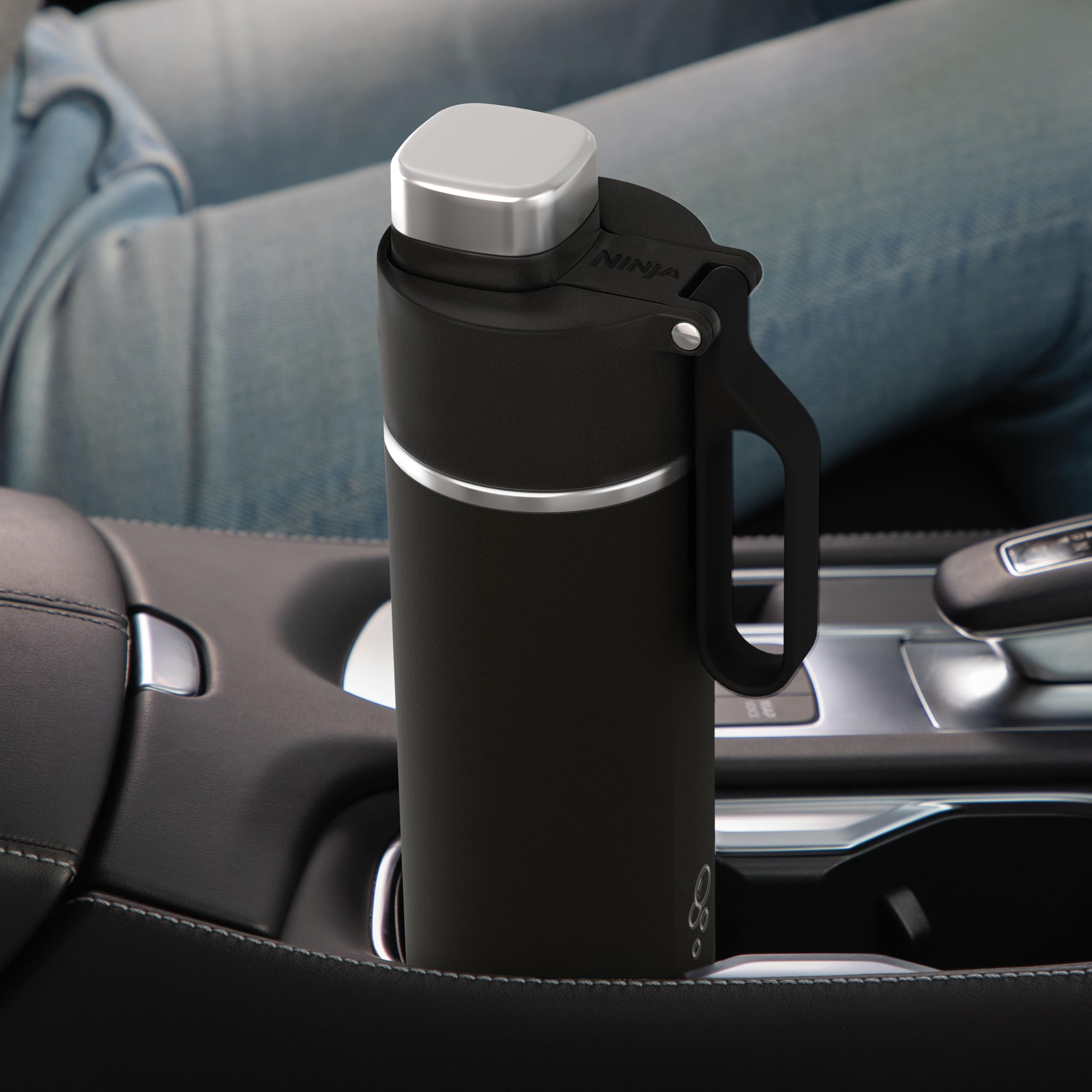 Ninja Thirsti Water Bottle and Flask 530 ML with Leak-Proof Lid, Designed for Carbonated, Hot & Cold Drinks, Ideal for Travel & Sports, Triple Insulated, Stainless Steel Bottle, Black, DW1801EUUKBK