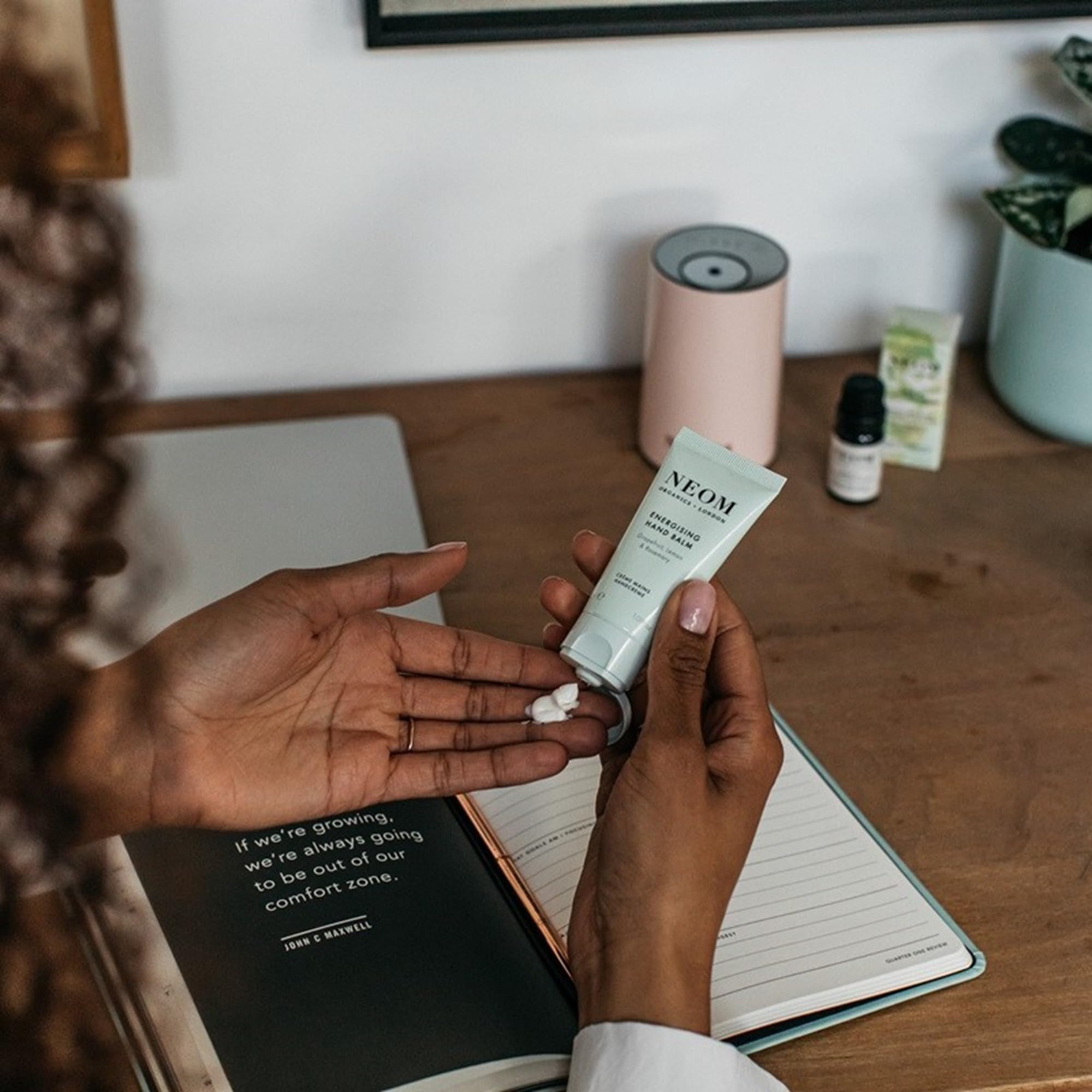 NEOM- Hand Balm 30ml (30ml, Calming)