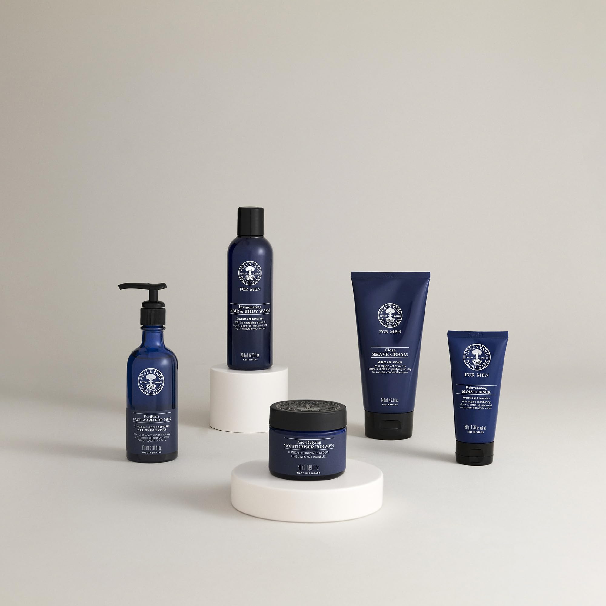 Neal’s Yard Remedies Men Rejuvenating Moisturiser, Hydrating Face Moisturiser, With Almond & Green Coffee, Vegan & Cruelty-Free, 50g