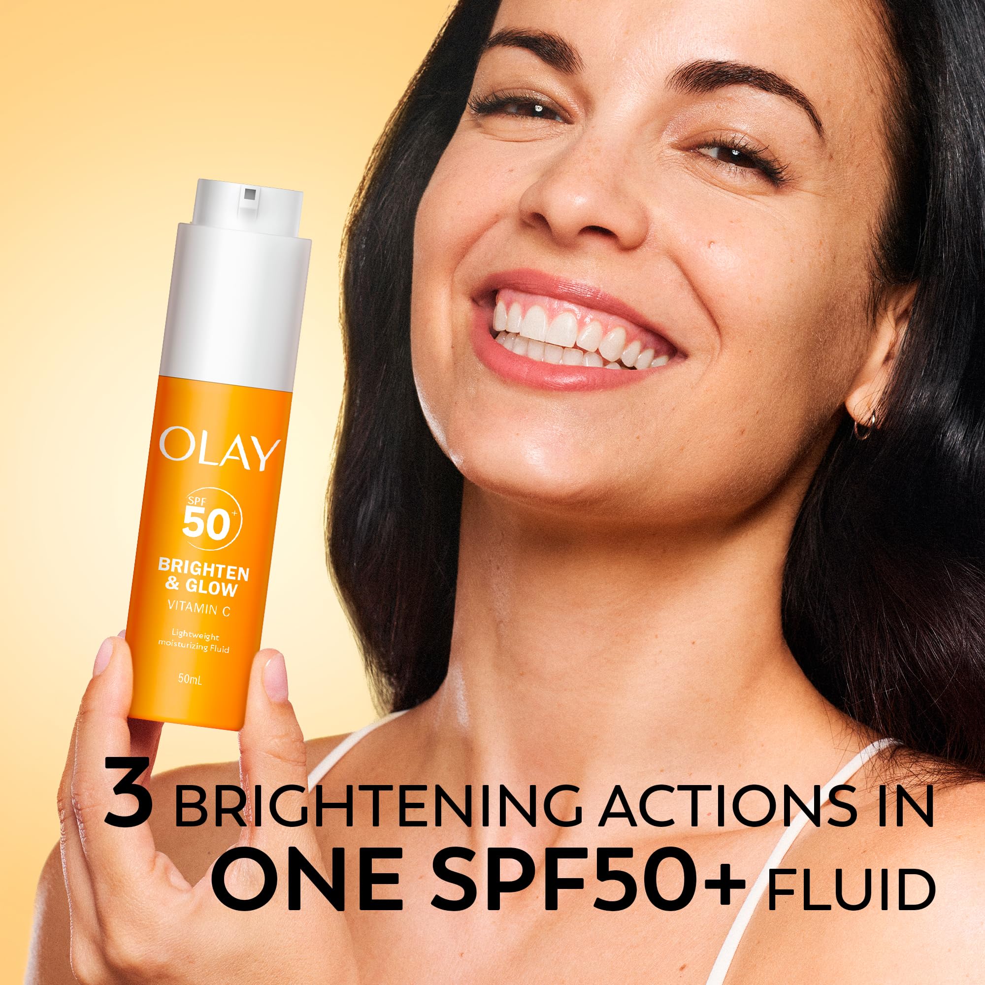 Olay Vitamin C Brighten & Glow 3in1 Moisturising Fluid SPF50+ Hydrating Skincare Moisturiser and Primer with Niacinamide, Provides Hydration, Glow, UV Protection, and Helps Correct Dark Spots, 50ml