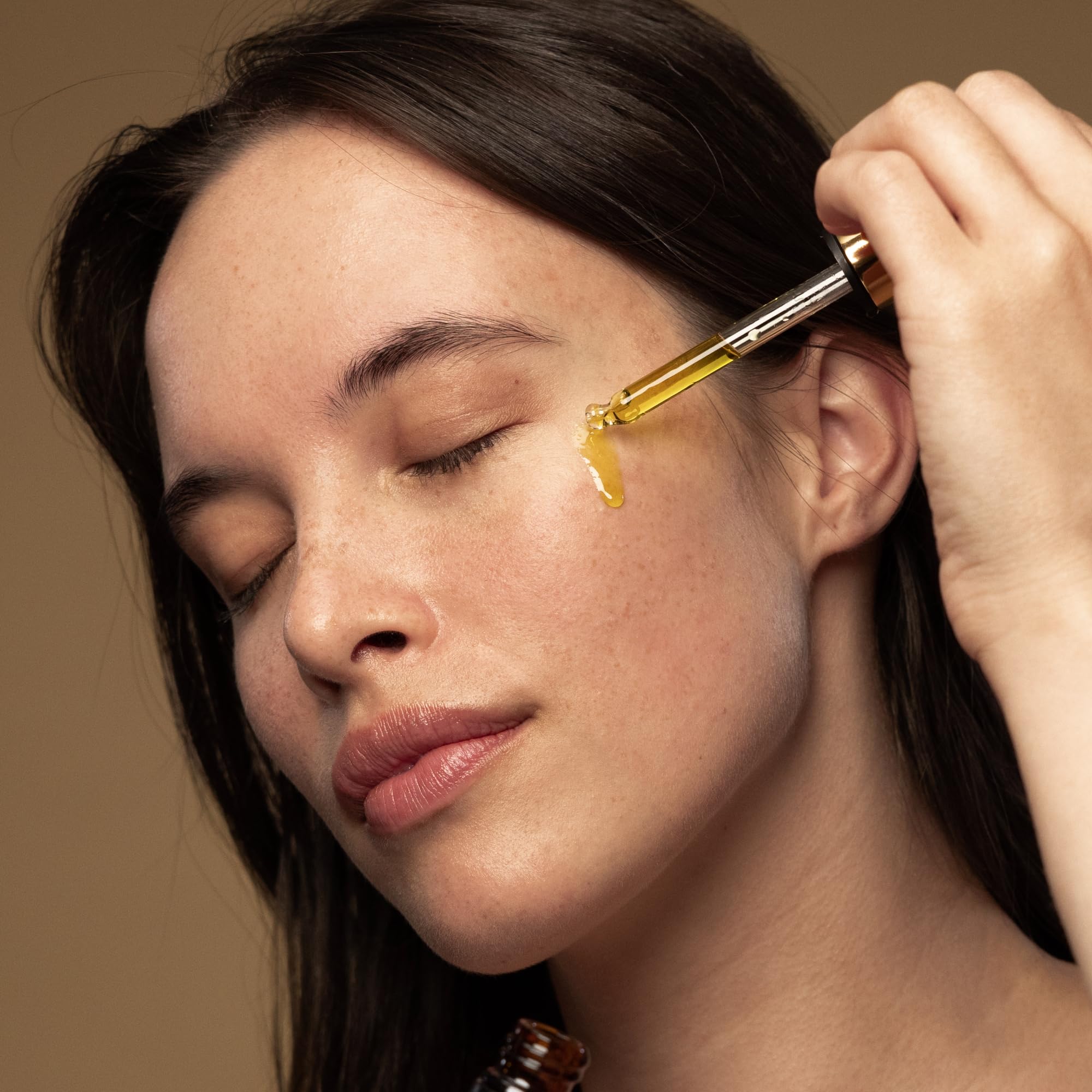 Divine Face Oil Rosehip Oil & Avocado Oil – Anti-Aging Face Oil to Address Appearance of Fine Lines & Wrinkles - 30ml