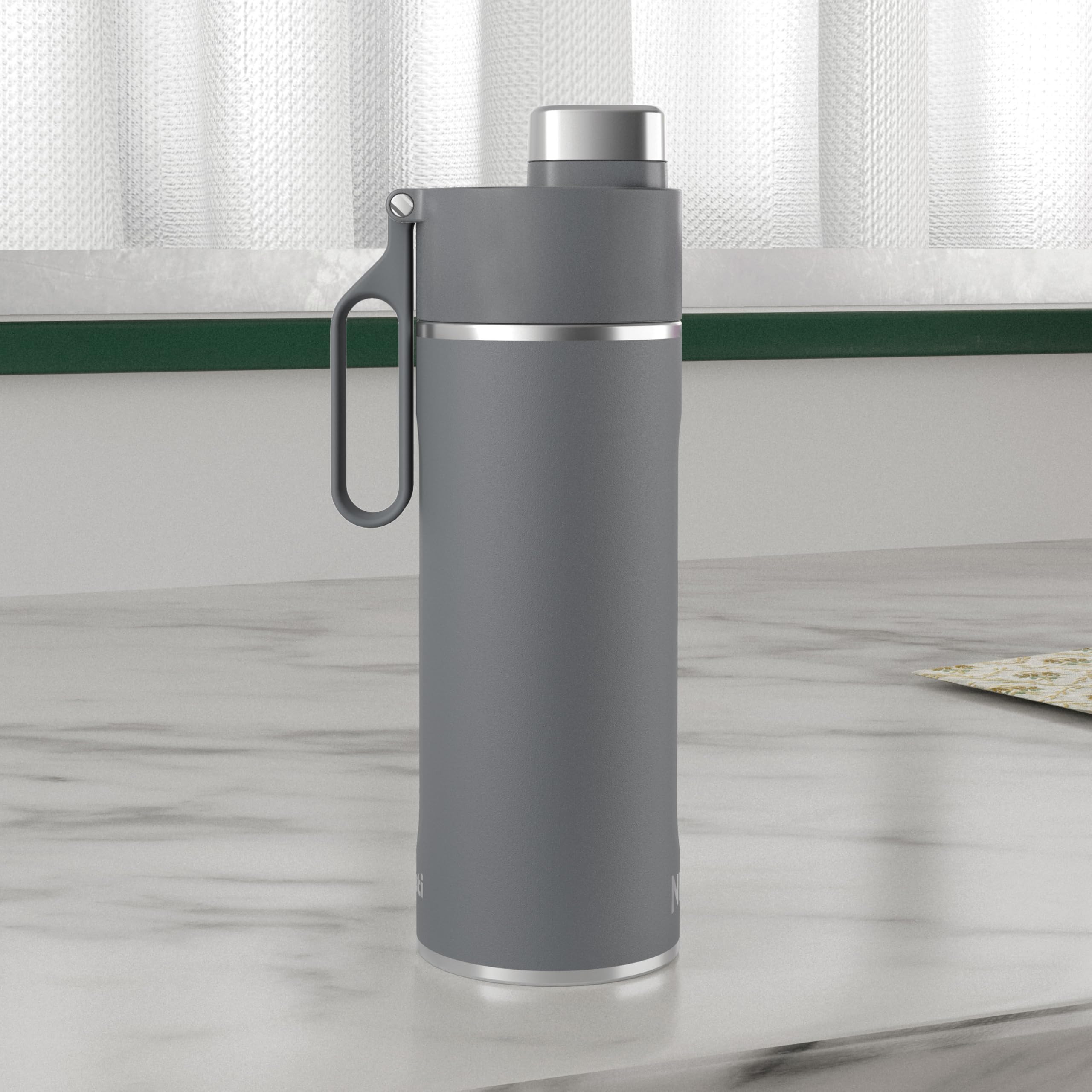 Ninja Thirsti Water Bottle and Flask 530 ML With Leak-Proof Lid, Designed For Carbonated, Hot & Cold Drinks. Ideal For Travel & Sports, Triple Insulated, Stainless Steel Bottle, Grey, DW1801EUUKGY