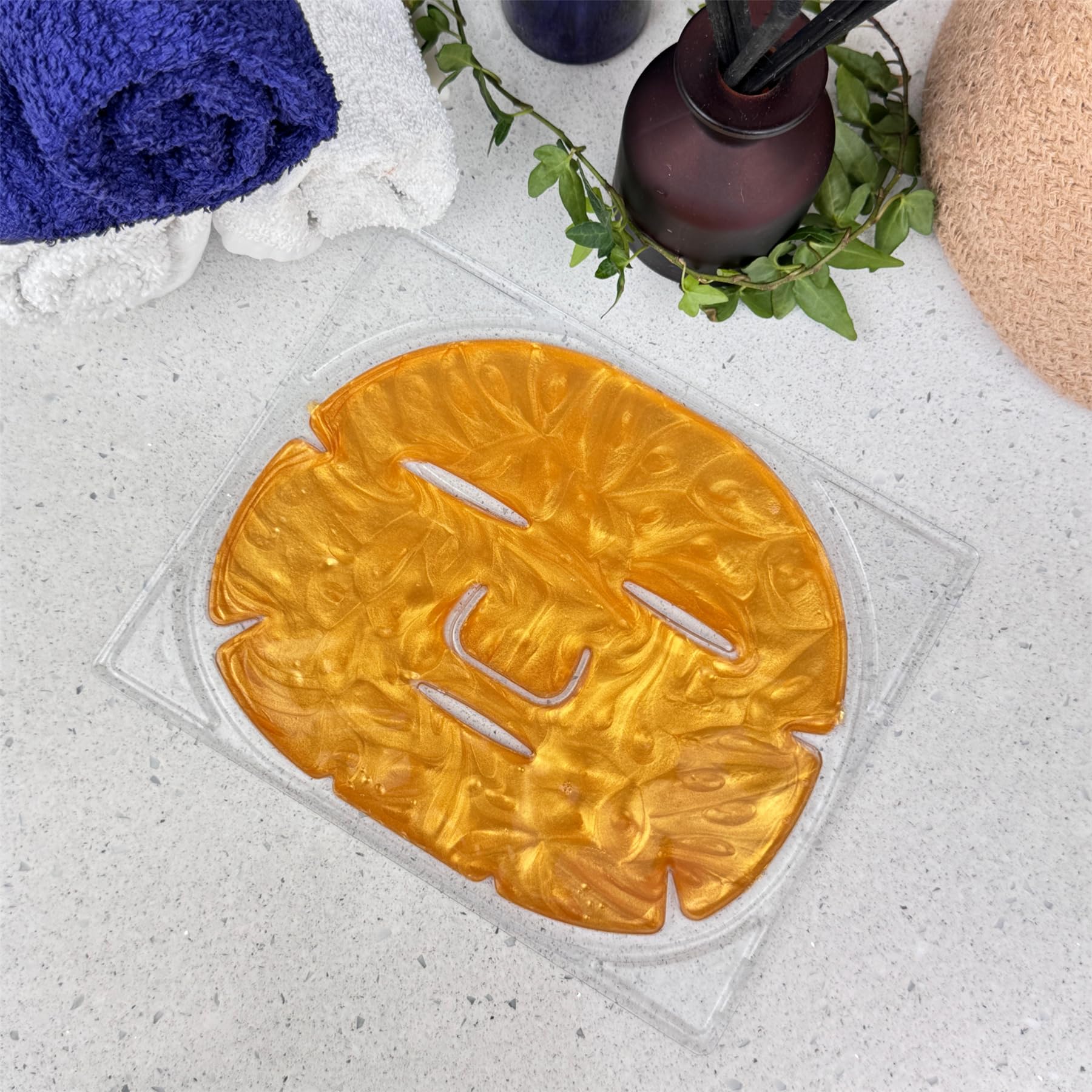 Revitale 24K Gold Face Mask (10 Pack) - Hydrating & Nourishing Sheet with Collagen and Natural Extracts for Radiant, Moisturised Skin