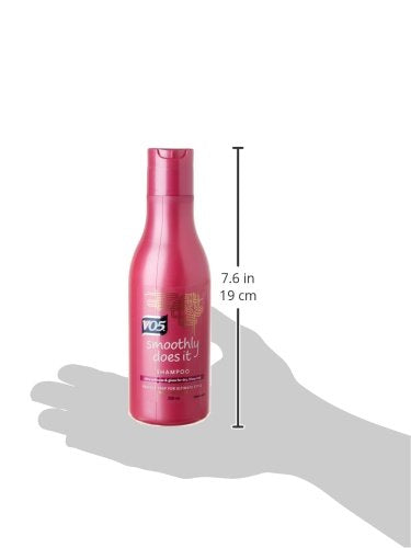 Alberto VO5 Smoothly Does It Shampoo Infused with Vital Oils for Dry, Frizzy Hair, Anti-Frizz and Shine, 250ml, Pack of 6