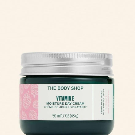 The Body Shop Vitamin E Moisture Cream – Fast Absorbing – Hydrates, Moisturizes and Protects – For Dehydrated Skin – 1.7 oz
