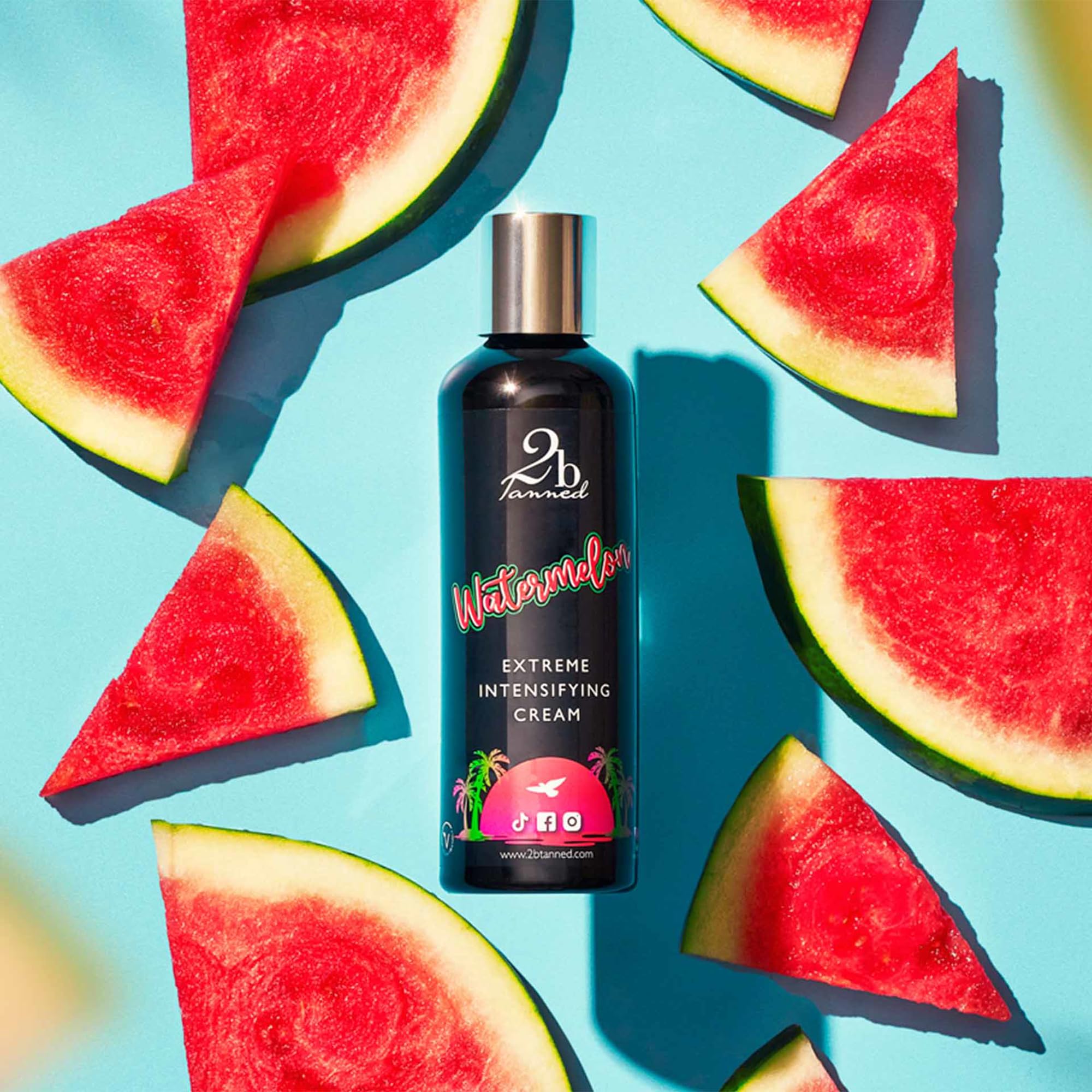 2bTanned Sunbed Tanning Accelerator (200ml), Extreme Intensifying Cream, Tan Accelerator for Sun and Sunbed, Nourishing Shea Butter-based Tanning Cream with Carrot Seed Oil and Aloe Vera, Watermelon